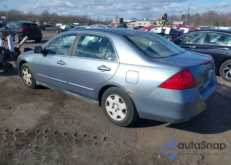 2007 Honda Accord 2.4 Lx z USA, uszkodzony, nr VIN 1HGCM56457A119189